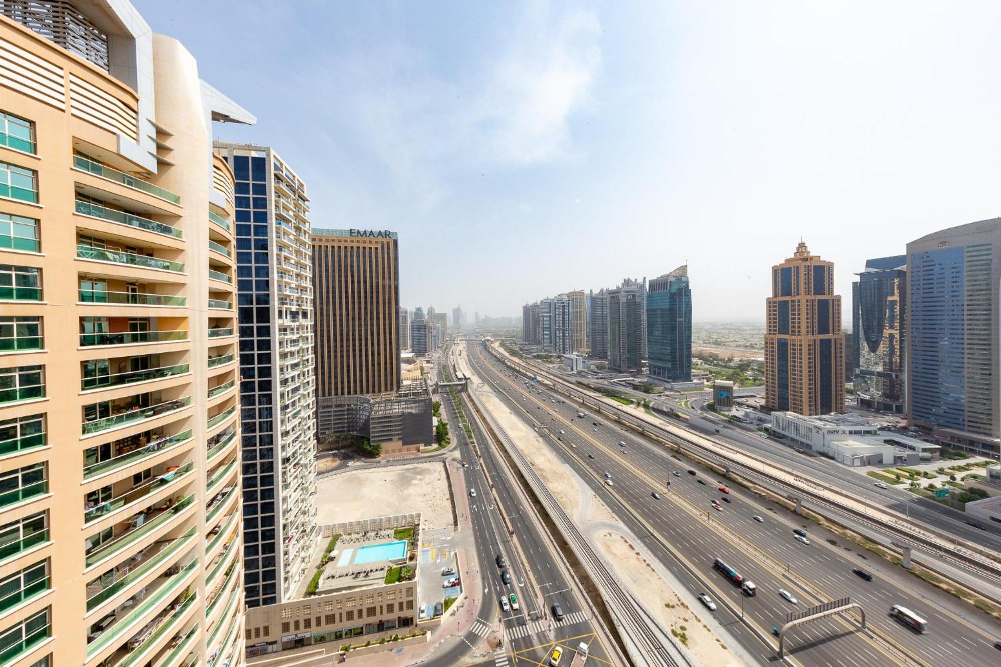 Charming Brand New 2Br Close To The Beach Dubai Bagian luar foto