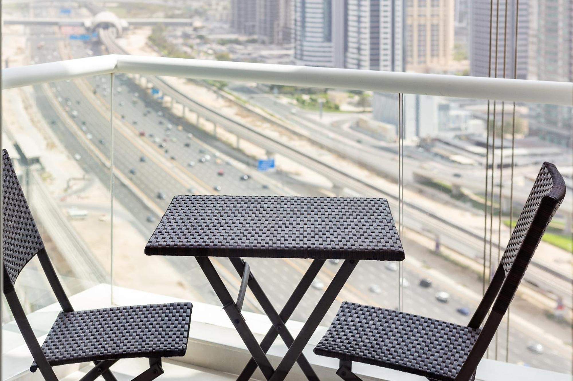 Charming Brand New 2Br Close To The Beach Dubai Bagian luar foto