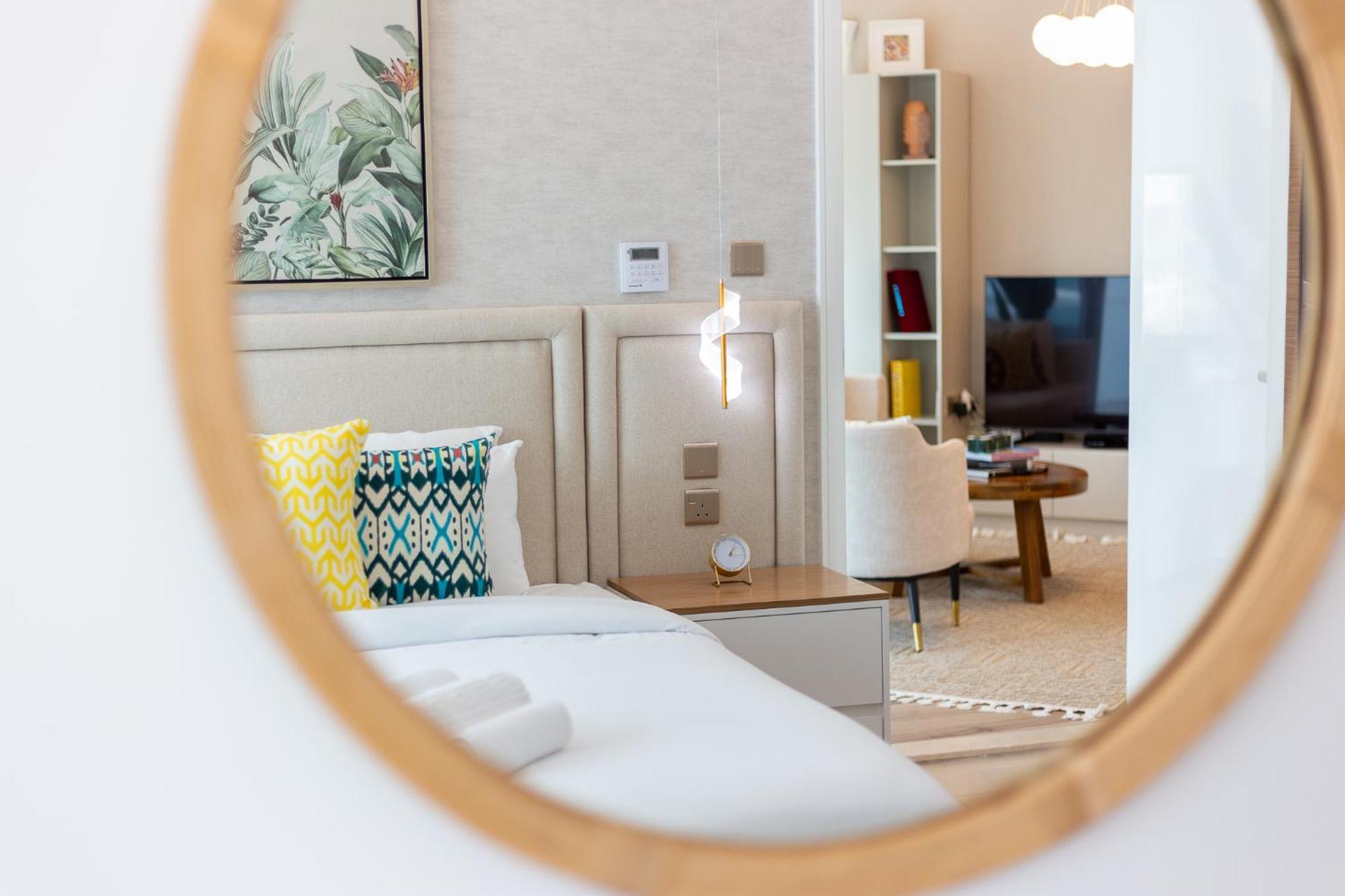 Charming Brand New 2Br Close To The Beach Dubai Bagian luar foto